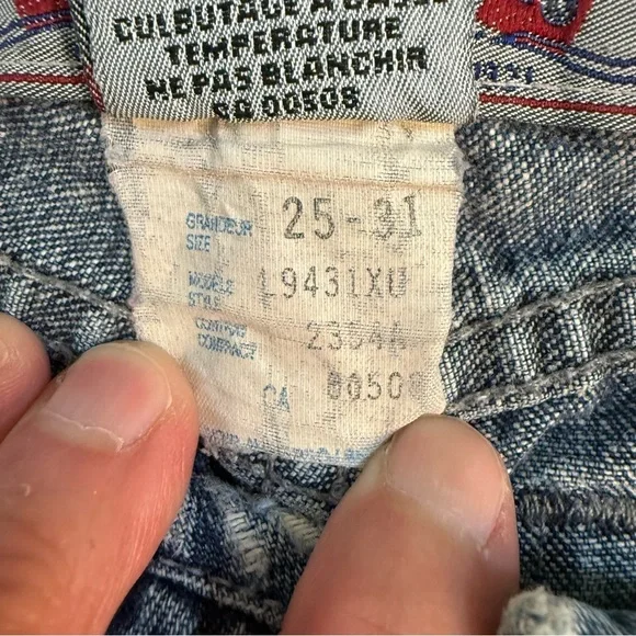 Silver Vintage woman’s flare jeans waist 25 length 31 prewashed - Picture 10 of 10